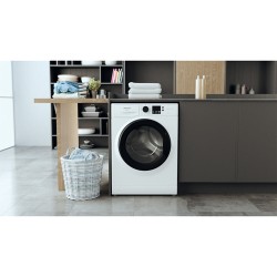 HOTP Hotpoint Ariston NF1046WKIT Lavatrice 10 Kg Classe A Profondità 60 cm Centrifuga 1400 giri Funzione Vapore Motore Inverter