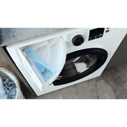 HOTP Hotpoint Ariston NF1046WKIT Lavatrice 10 Kg Classe A Profondità 60 cm Centrifuga 1400 giri Funzione Vapore Motore Inverter