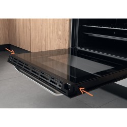 HOTP Hotpoint Ariston HS68IQ8CHX/E Cucina Elettrica Piano Cottura a induzione 4 Zone di cottura Forno elettrico 60 Cm Classe A